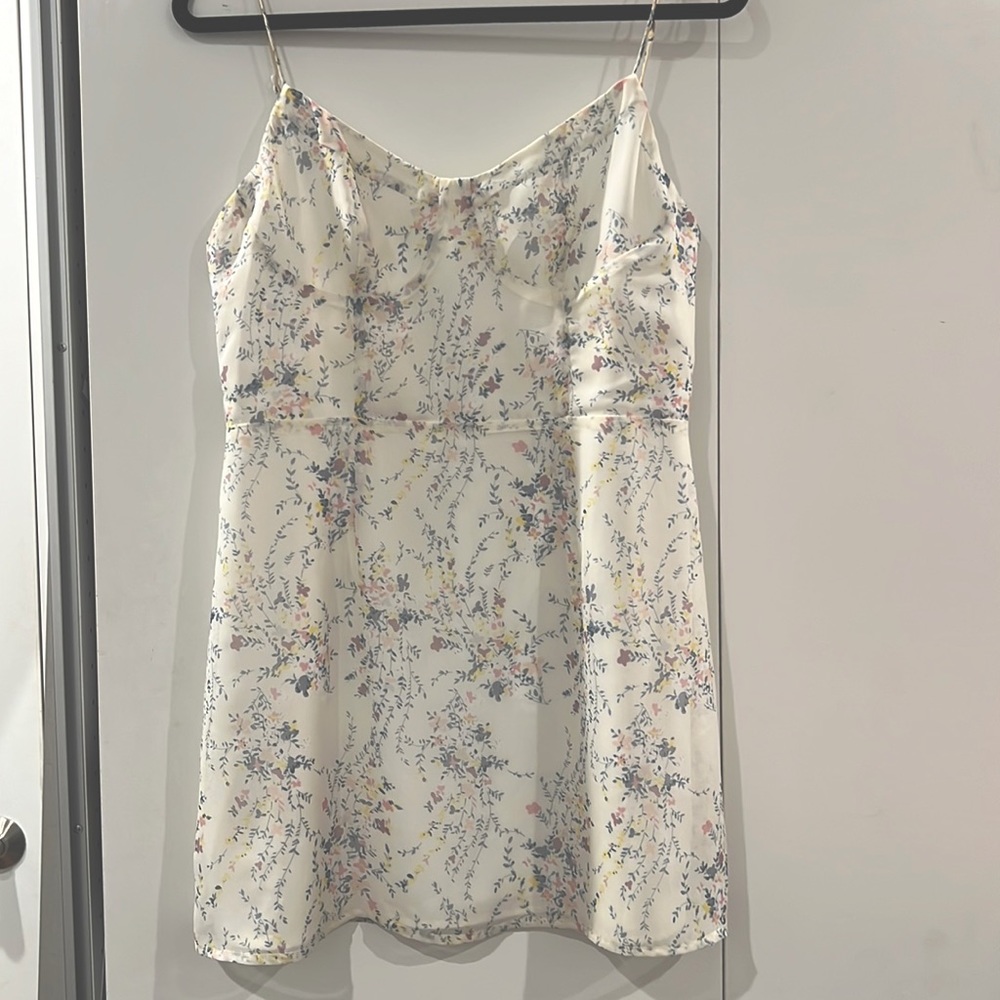 REVOLVE - Lovers + Friends: Floral Dress - Super Down - Size Large -